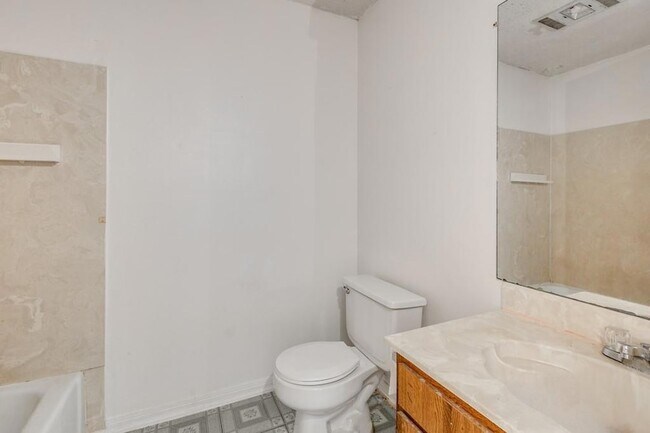 Building Photo - 55 Brandon Hall Dr