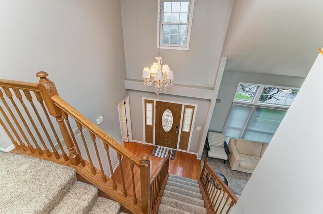 Building Photo - 3615 Fairfax Ct E