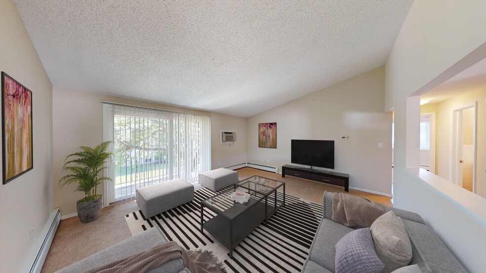 Building Photo - Hallmark Village