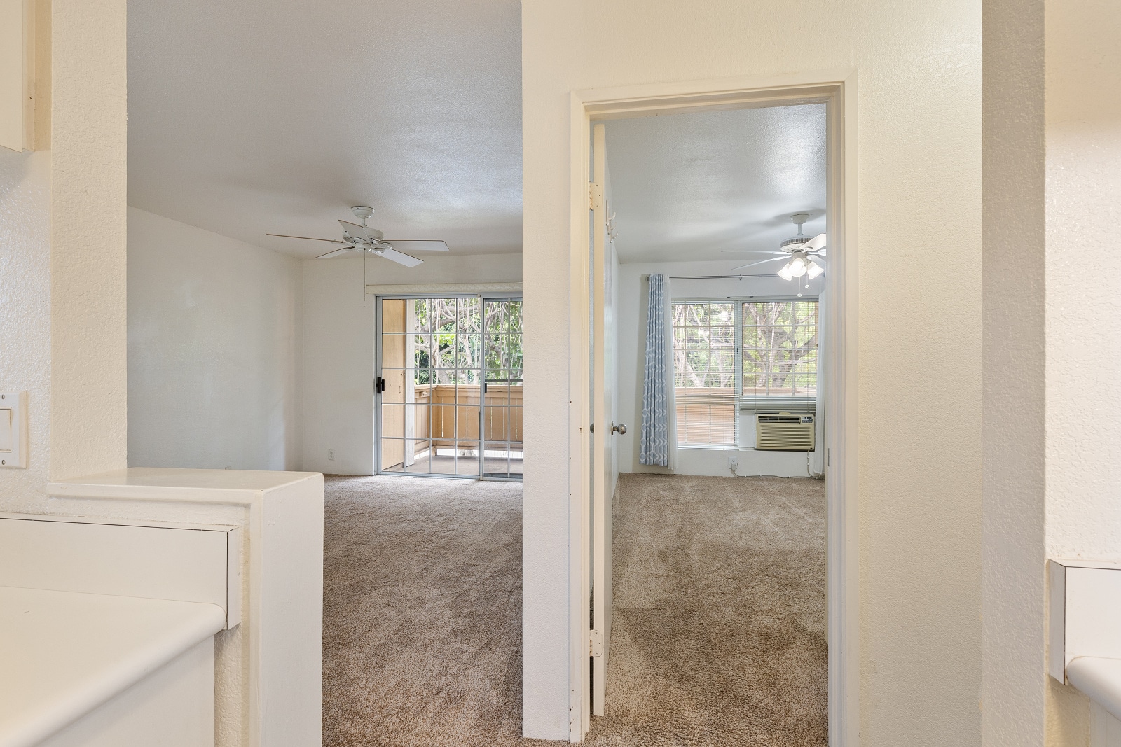 Building Photo - 393 Mananai Pl