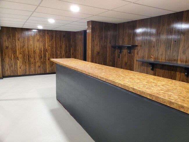 Building Photo - 18625 Lola Dr