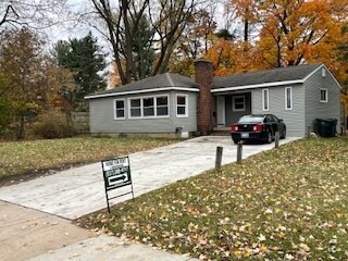 Building Photo - 196 N Hagadorn Rd