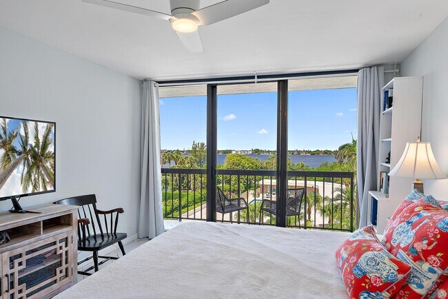 Building Photo - 3390 S Ocean Blvd