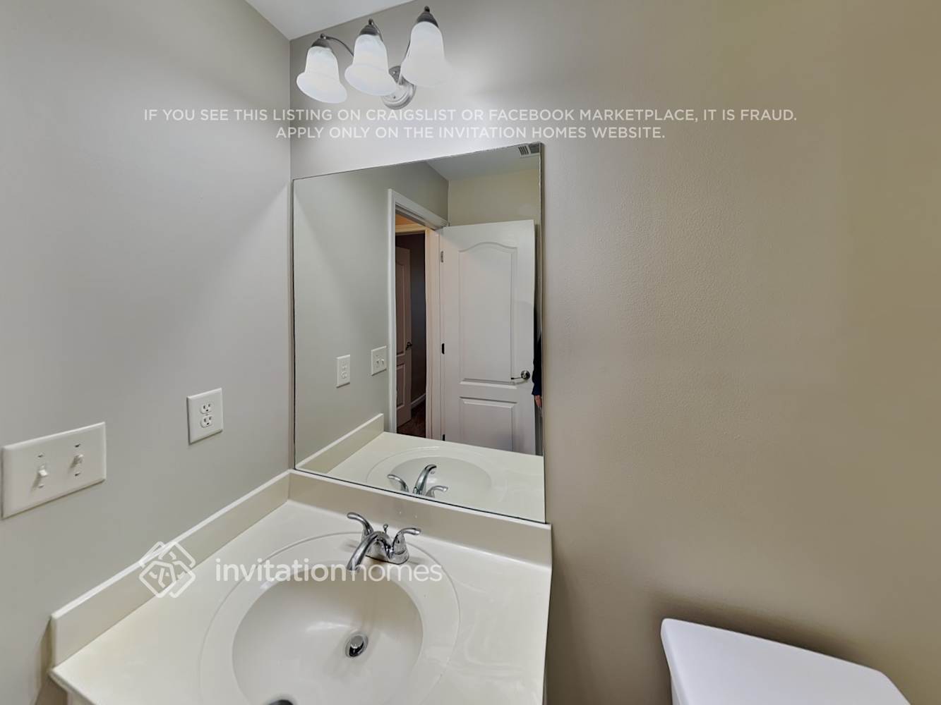 Building Photo - 3667 Vine Springs Ter