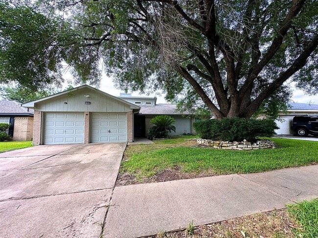 Building Photo - 17802 Autumn Trails Ln