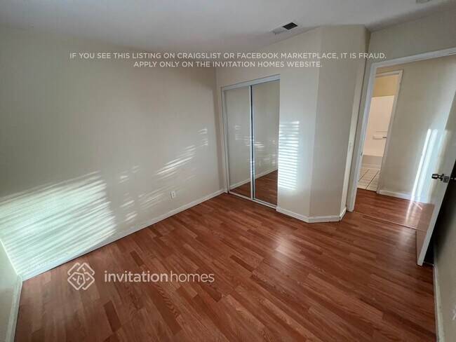 Building Photo - 3019 Chablis Ave