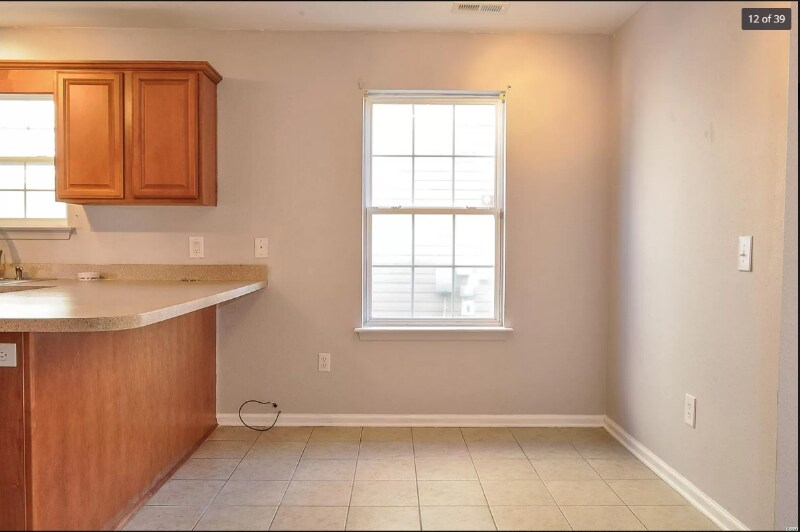 Building Photo - 5053 Wickalow Way