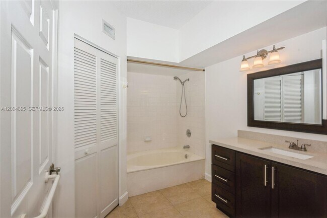 Building Photo - 1280 S Alhambra Cir