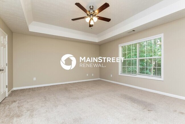 Building Photo - 4 Bedroom Pet-Friendly Home in Lawrenceville, GA with Main Street Renewal