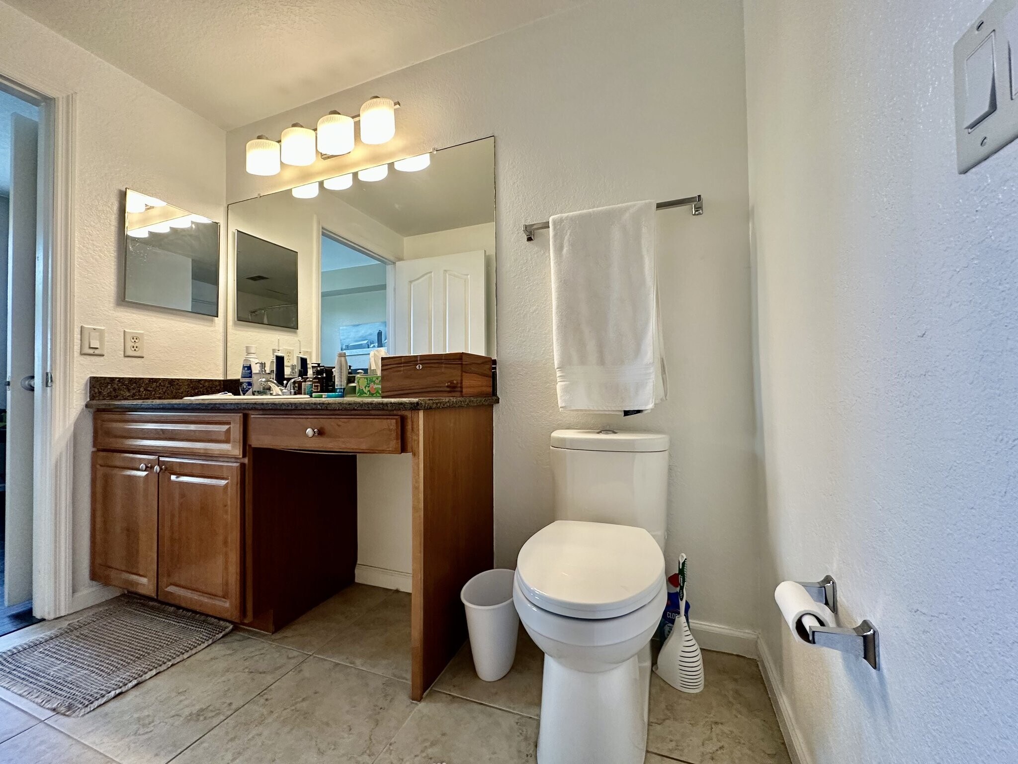 Building Photo - 12935 Violino Ln