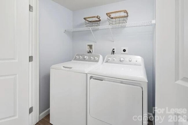 Building Photo - 6126 Carrick Bnd Ct