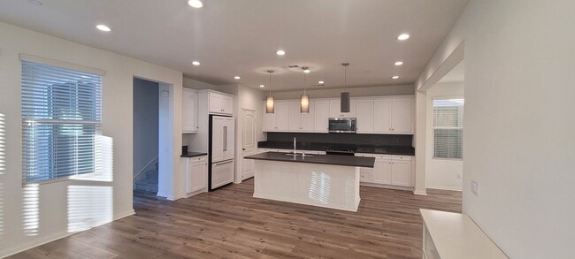 Building Photo - West Ventura's Solana Heights 4+3 Single Family Home $4,995.00