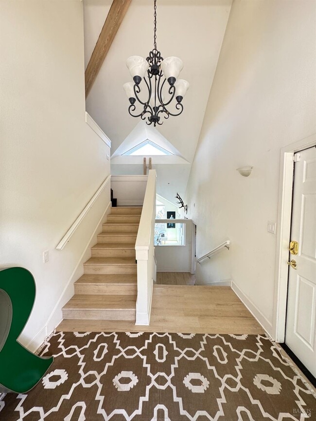 Building Photo - 67 Via Los Altos