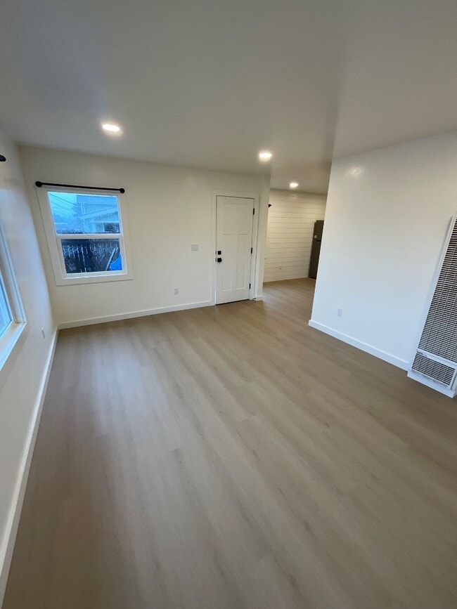 Building Photo - 1421 Underwood Ct