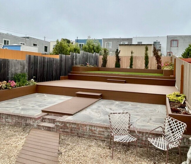 Building Photo - Lovely 3bd/2bth Home in The Sunset