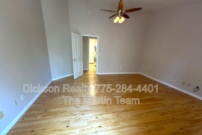 Building Photo - 3245 Marthiam Ave