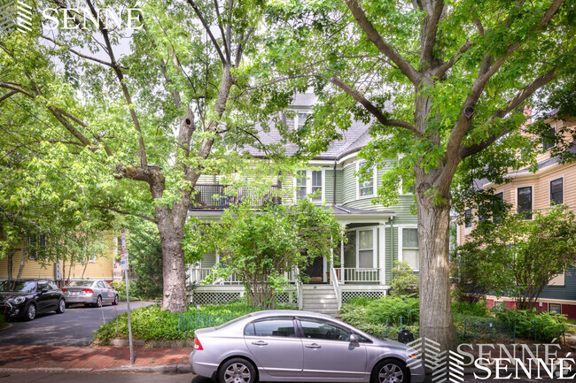 Building Photo - 25 Highland Ave