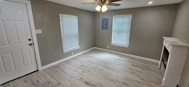 Building Photo - 401 N Brazos Ave