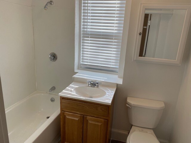 Building Photo - 18 Mount Hood Rd