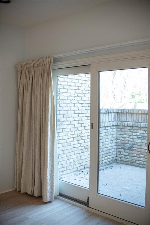 Building Photo - 10819 Crown Colony Dr