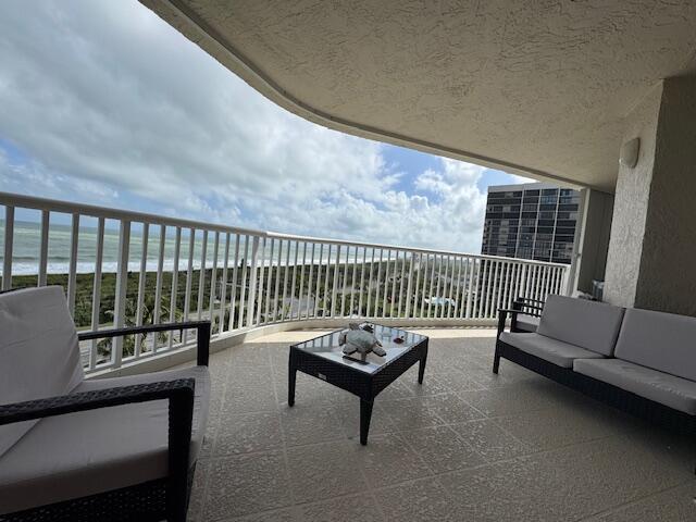 Building Photo - 5051 N Hwy A1A