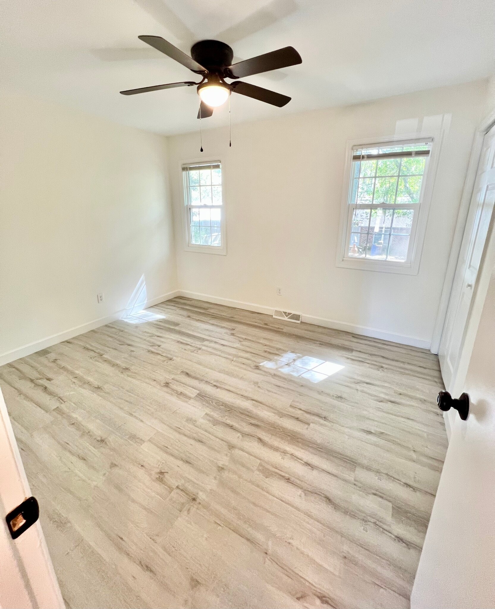 Upper Rear Bedroom - 276 Fleming Rd