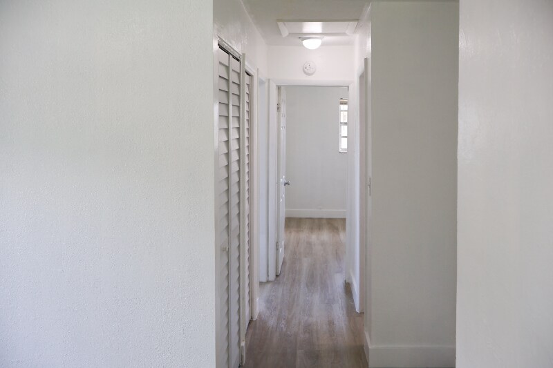 Building Photo - 1548 NW 52nd Ave