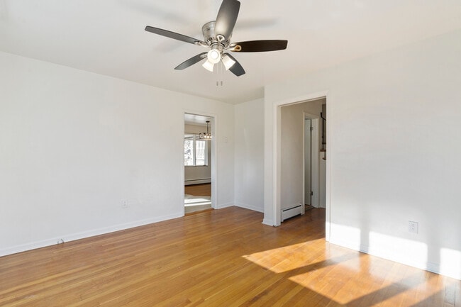 Building Photo - 3609 Harbison Ave