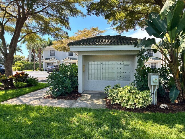 Building Photo - Peaceful Paradise in Fort Myers – Move-In Ready