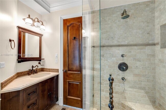 Building Photo - 13671 Deering Bay Dr