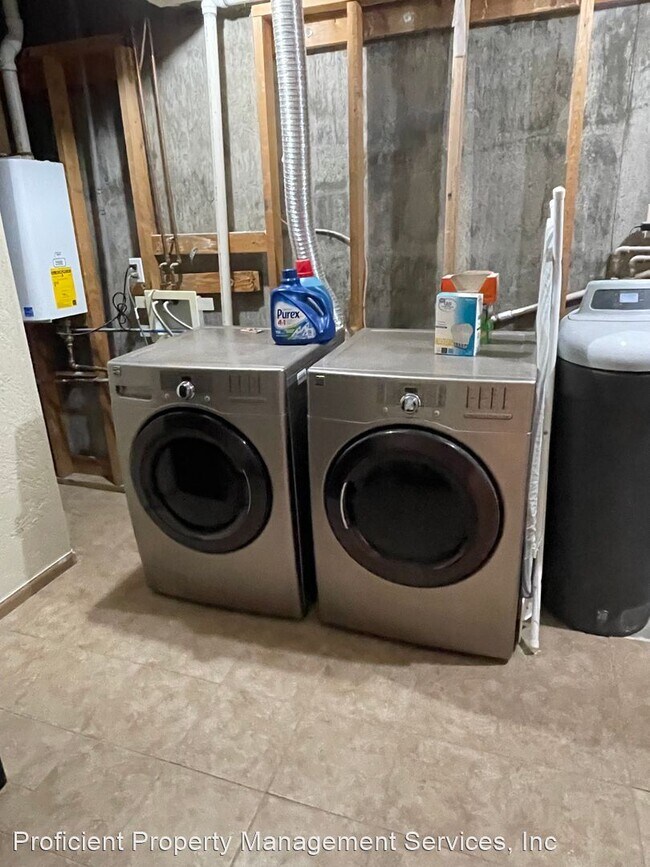 Building Photo - 1 br, 1 bath House - 360 CR F-45