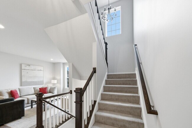 Building Photo - 4462 Monroe Ct