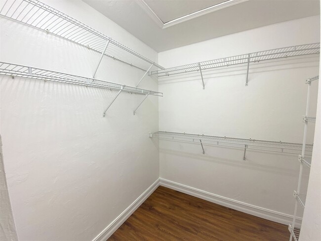 Building Photo - ** REGENCY WOODS ** 3 BED / 2 BATH - CONDO - CARPORT - SOUTH NAPLES - ANNUAL RENTAL