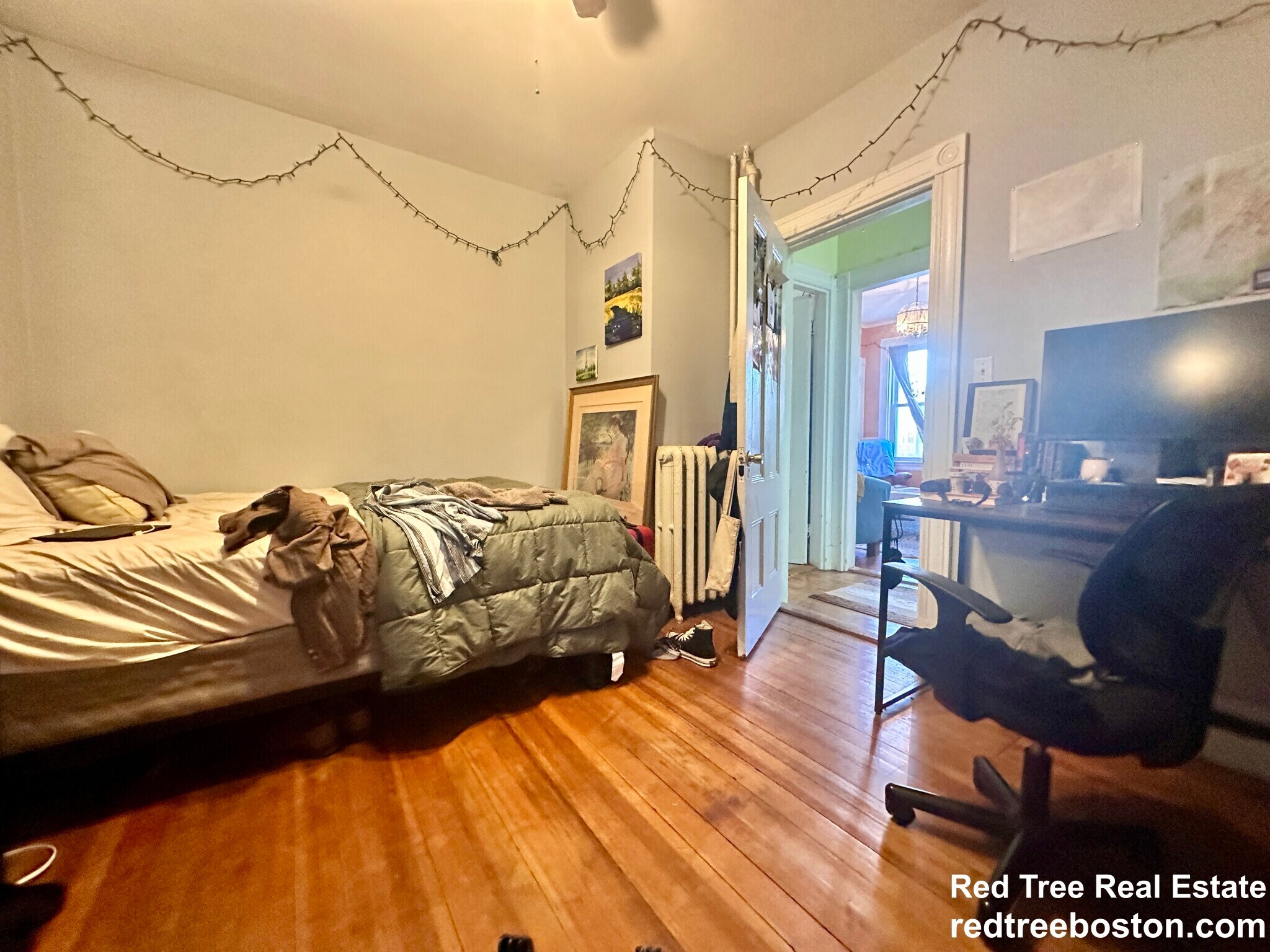 Building Photo - 52 Dustin St