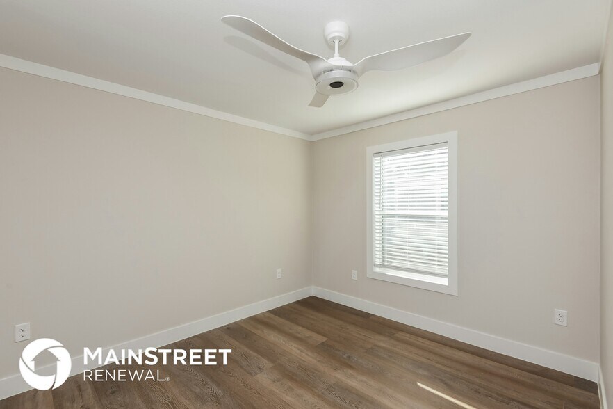 Building Photo - 2120 Belzise Terrace