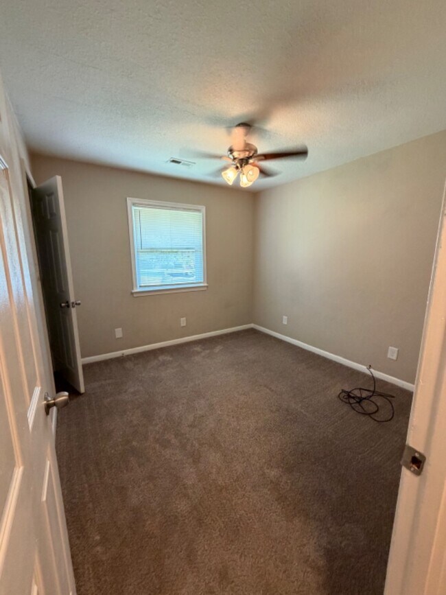 Building Photo - 3561 Orange St