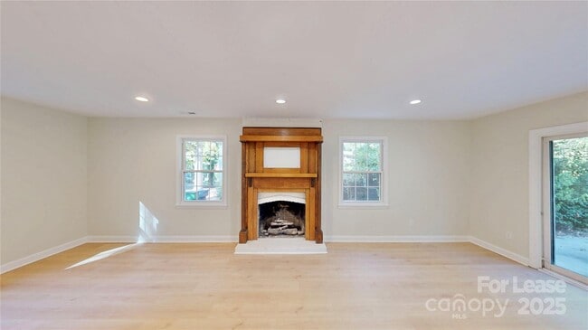 Building Photo - 2844 Goneaway Rd