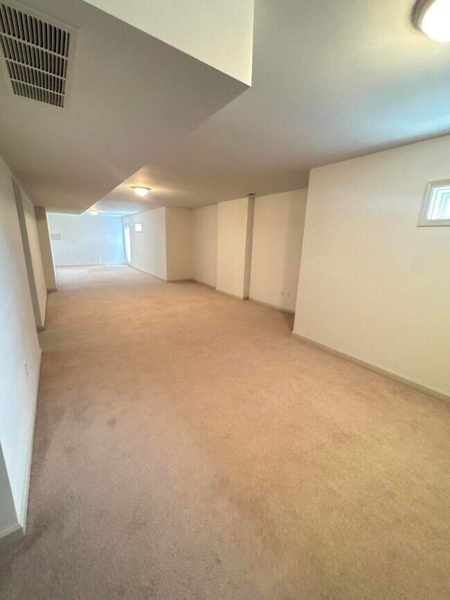 Building Photo - 3273 Marston Pl