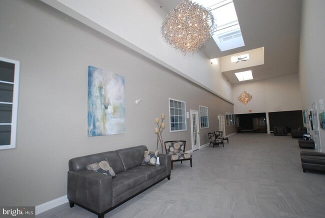 Building Photo - 3100 Centennial Station