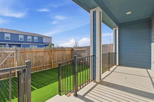 Building Photo - 104 Texas Agate Dr