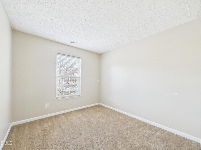 Building Photo - 4152 Tensity Dr