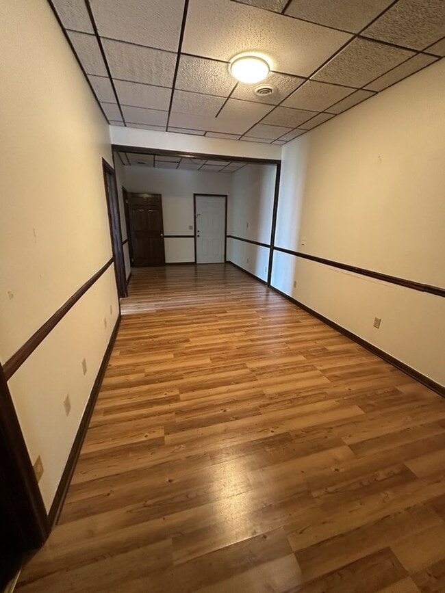 Building Photo - Charming, Light-Filled Retreat with Quiet Comfortable Living