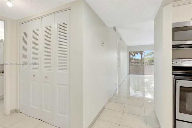 Building Photo - 7900 Camino Cir