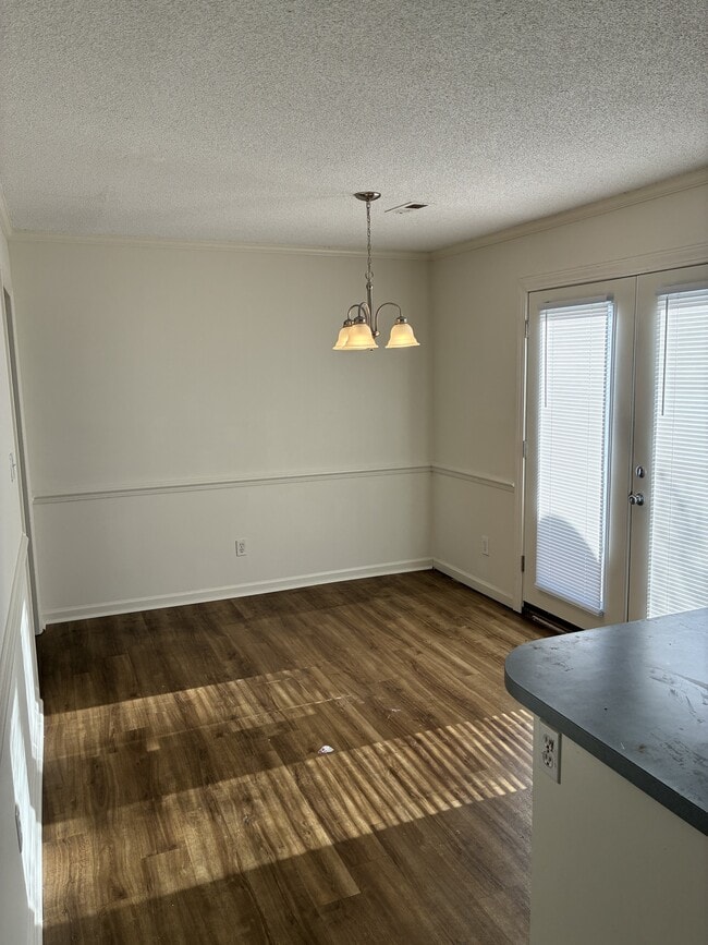 Building Photo - 3820 Sterling Pointe Dr