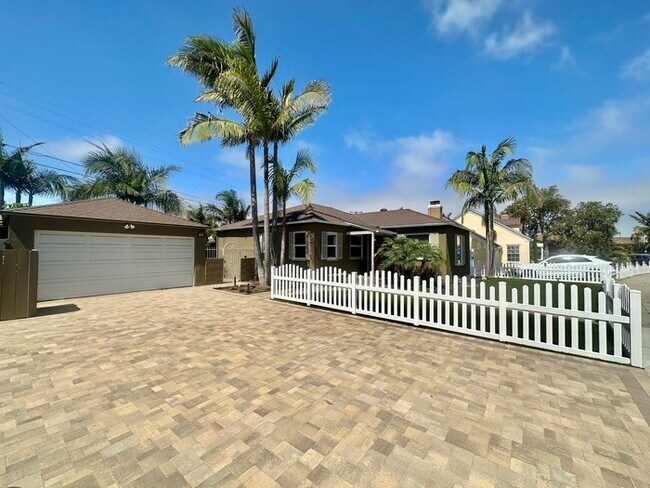 Building Photo - Meticulously Upgraded Single Family Home Point Loma Home Minutes From Liberty Station, Sunset Cli...