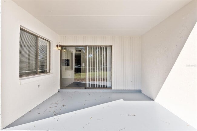 Building Photo - 1727 NE 36th Ave