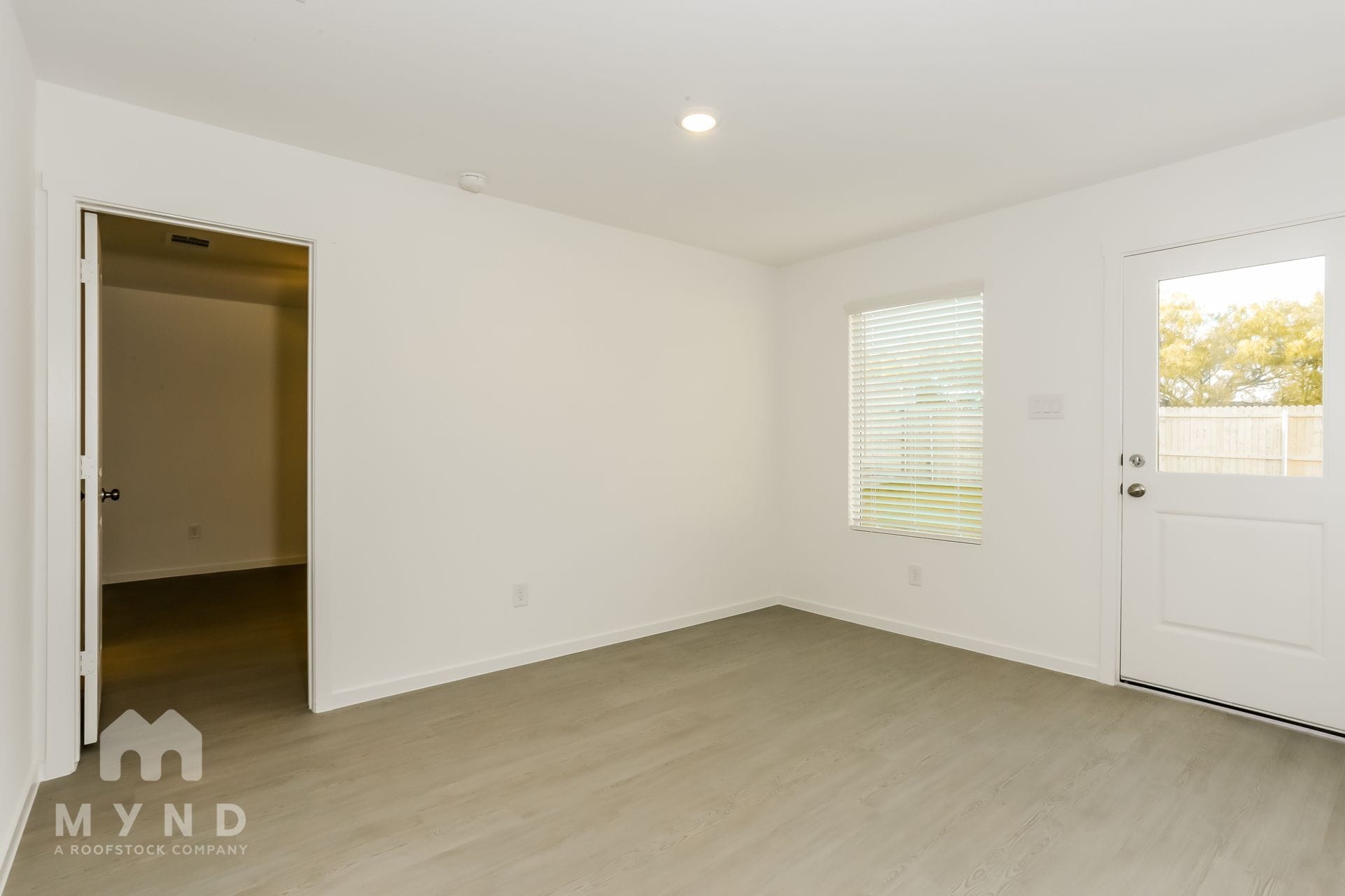 Building Photo - 10124 Dalgreen Cir