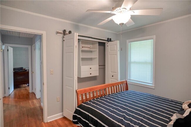 Building Photo - 1285 Willivee Dr