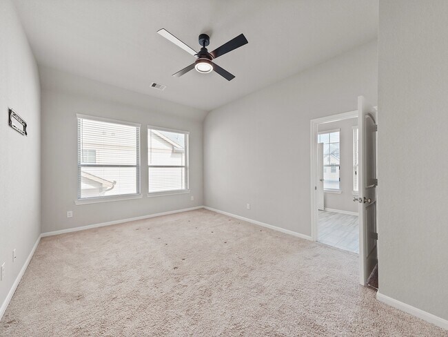 Building Photo - 5210 Pr Ter Ln