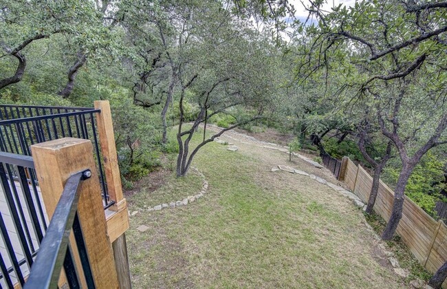 Building Photo - 6203 Spicebrush Cove